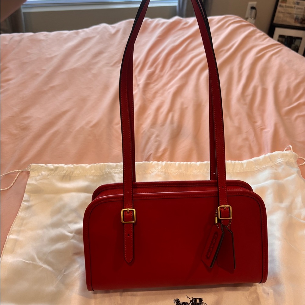 Coach Swing Zip - Ruby